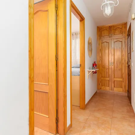 Eliner Centro-nerja Apartamento *